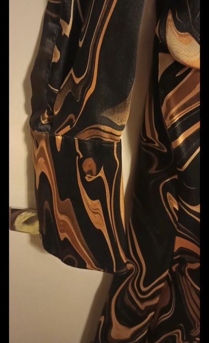 Nowa sukienka midi S 36 mango szmijzerka czarno złota