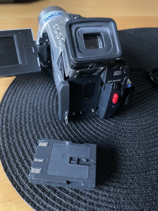 Kamera mini dv JVC GR-DVL 160EK brak zasilania