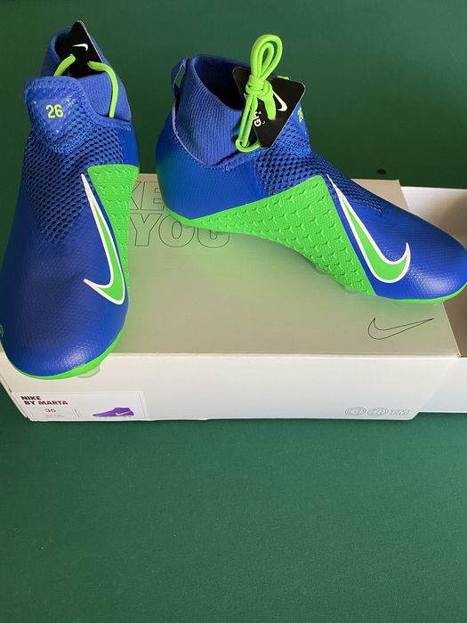 Chuteiras de futebol Nº 35 Nike “Novas”