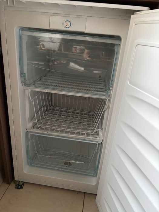 Морозильна камера Delfa