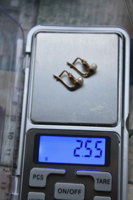 Золотые серьги с жемчугом и бриллиантами