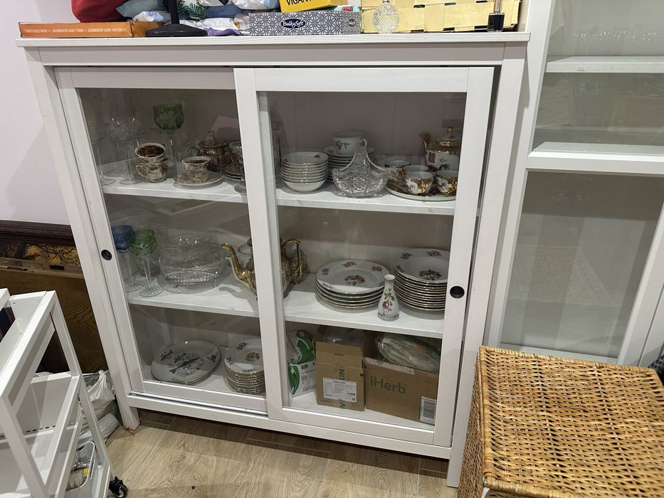 Witryna IKEA biała  używana HEMNES