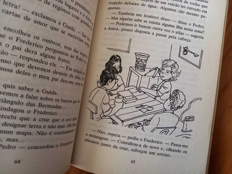 (PORTES GRÁTIS) O Clube das Chaves: Na Crista da Onda (Edição de 1995)