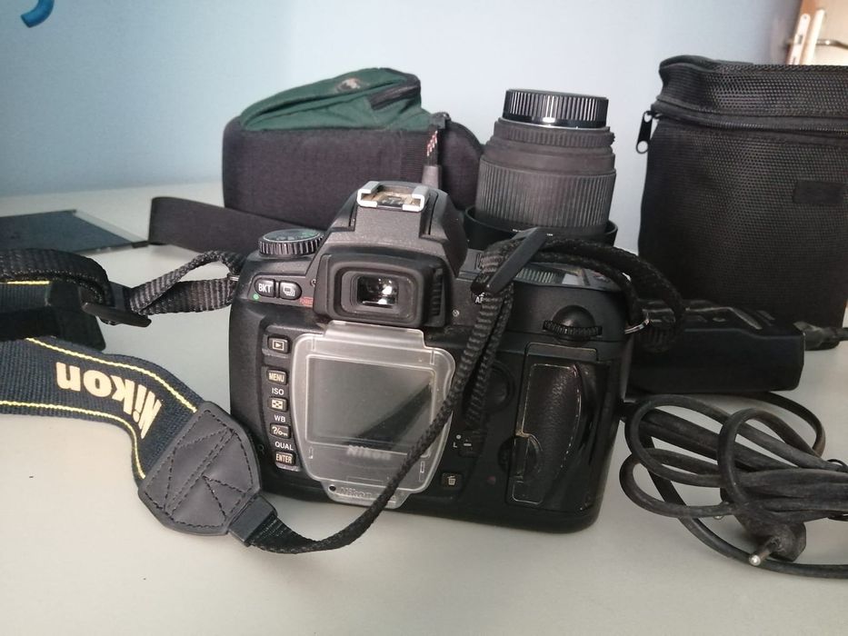 Câmara fotográfica Nikon D70