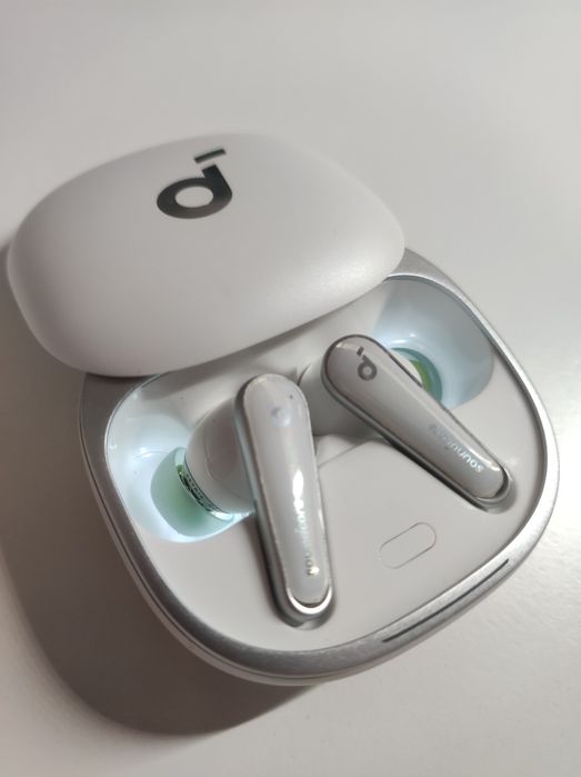 Anker SoundCore Liberty 4 версія бездротова зарядка кодек   LDAC