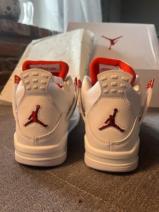 Jordan 4 biało czerwone