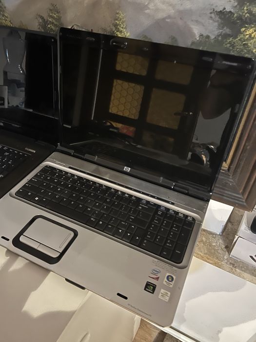 Dwa laptopy asus K72JK oraz hp dv9700