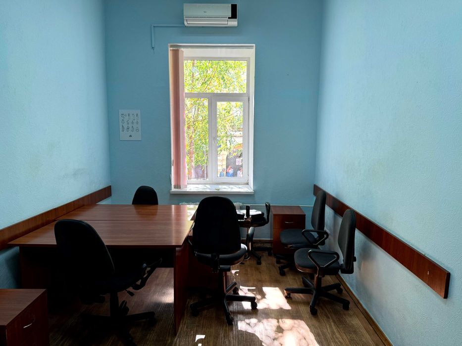 Оренда офісу на Рейтарській, Золоті Ворота, 20м2