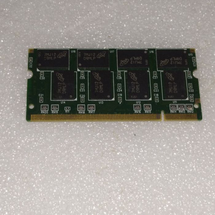 So dimm ddr1  на 1 gb