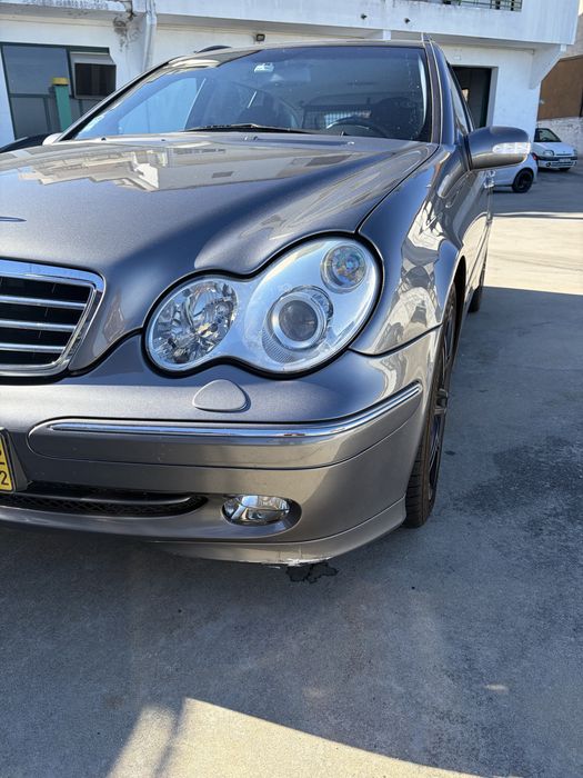 Venda Mercedes Benz cdi 220