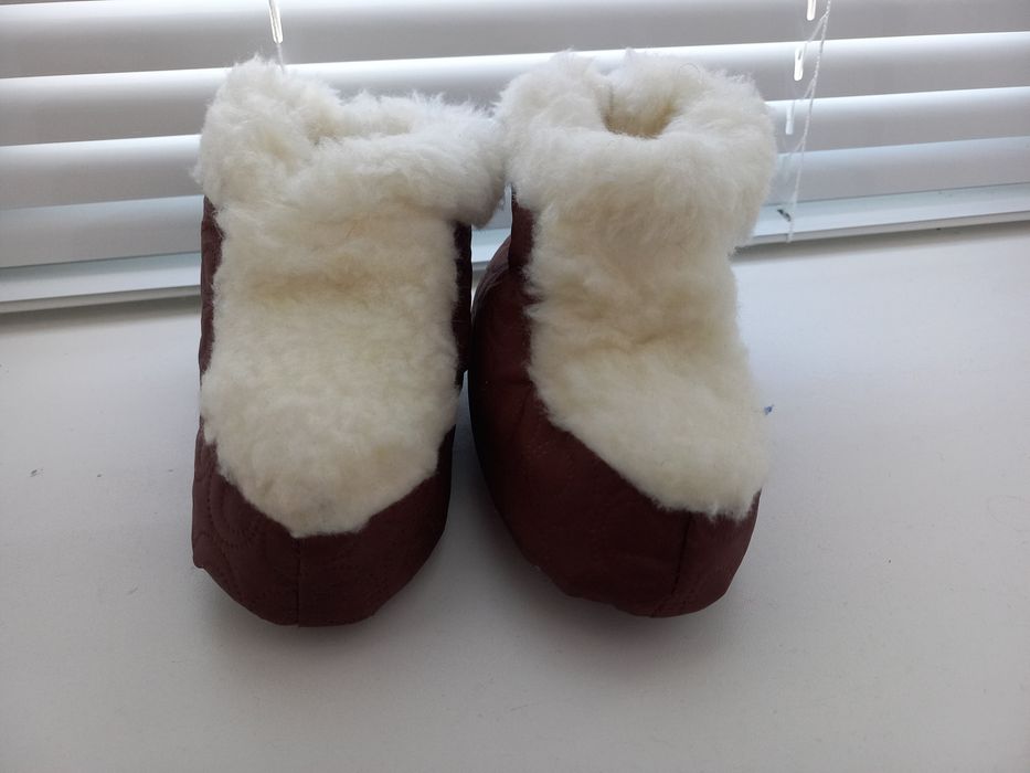 Чуні дитячі овчині