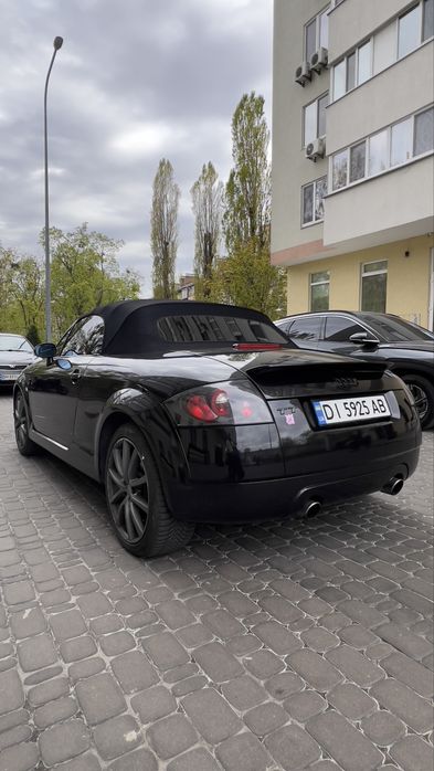Аudi ТТ родстер 2001 - 1.8t - 224 л.с.