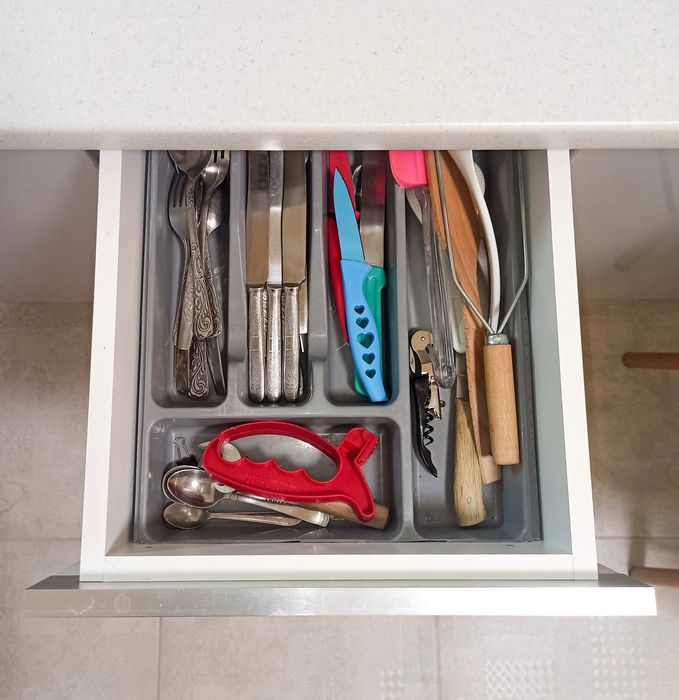 Затишна 1к квартира МВЦ Лівобережна/Левобережная, ЖК Каховська