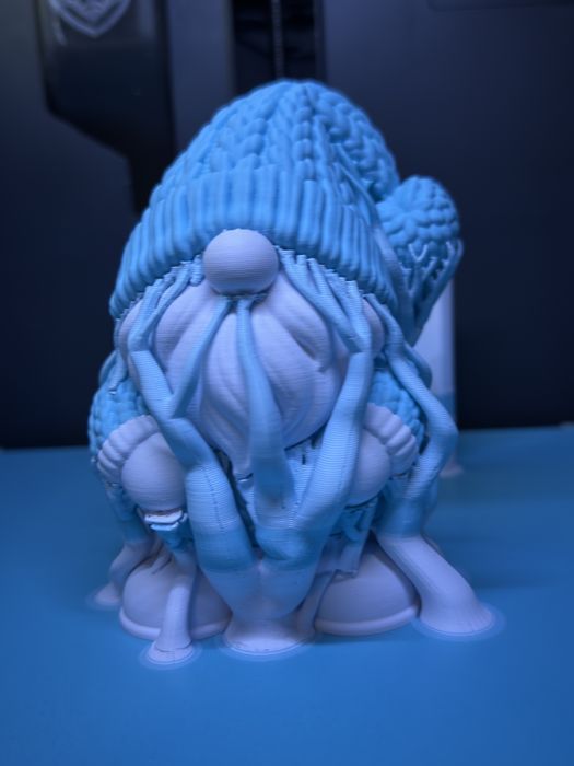 Gnome de Natal com chapéu de tricô