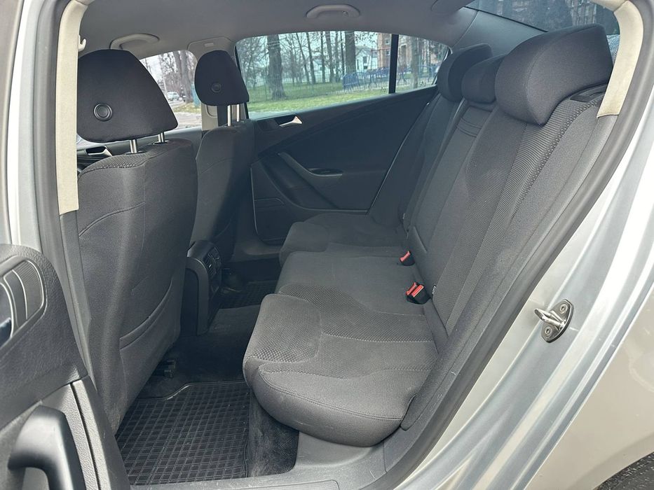 Фольксваген Пасат  В6