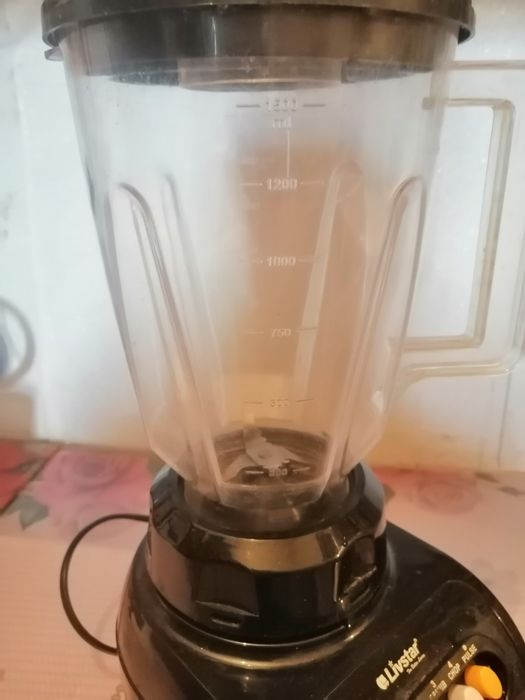 Стационарный блендер.