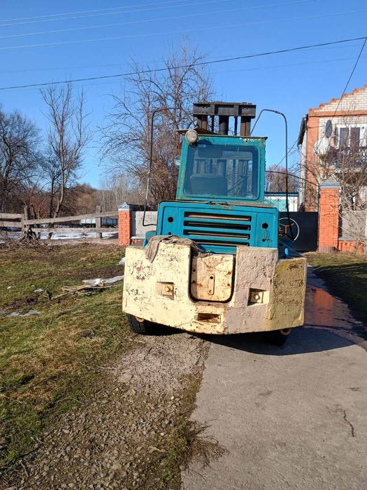 Продам Львівський навантажувач