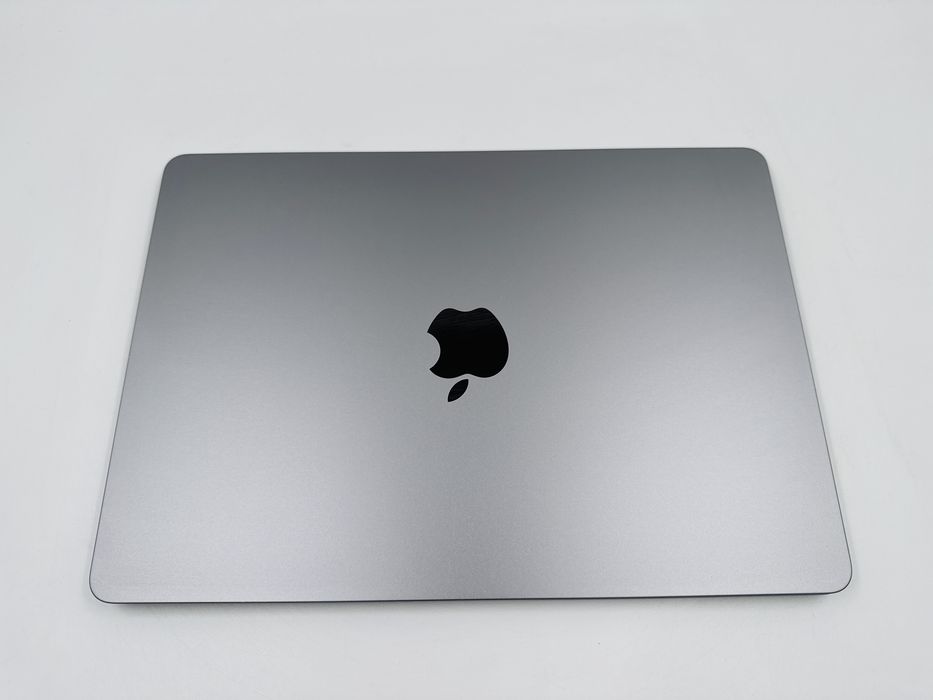 Apple Macbook Air 13.6 M2 2022 24GB RAM 1TB SSD Space Gray IL6720