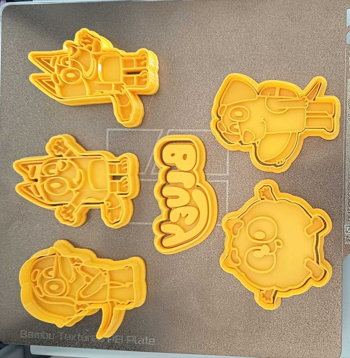 Conjunto de 5 Cortadores de Biscoito Bluey