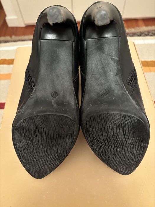 Botas salto alto em pele Foreva nr 37