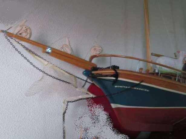 Caravela Bonita da Madeira
Réplica artesanal de grande qualidade