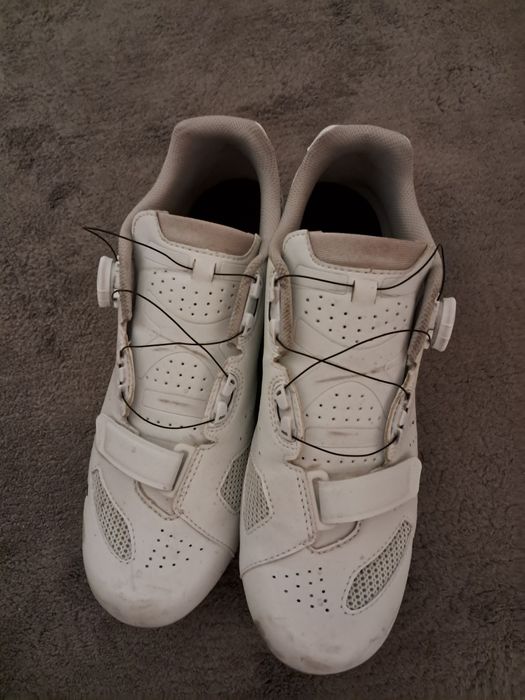 Sapatos Scott brancos tamanho 44