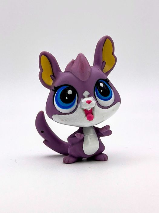 Littlest Pet Shop #3650 Bree Nibbleson Chinchilla 2014
