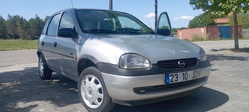 Opel corsa  1.0 gasolina
