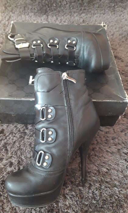 Skórzane botki kazar