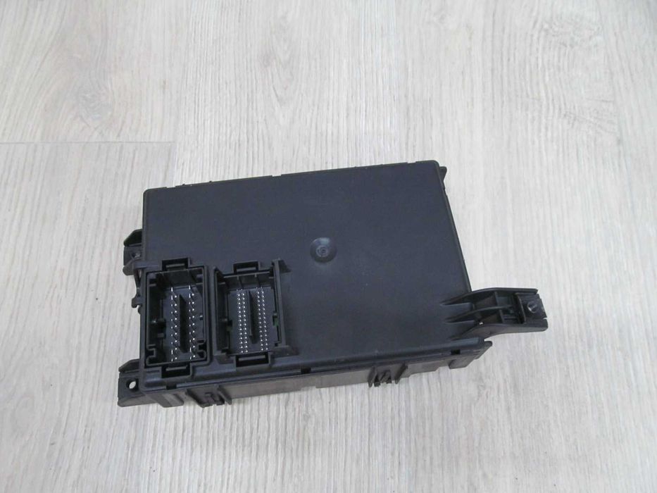 Opel Corsa D 06-14 Skrzynka Bezpiecznikow 13265078