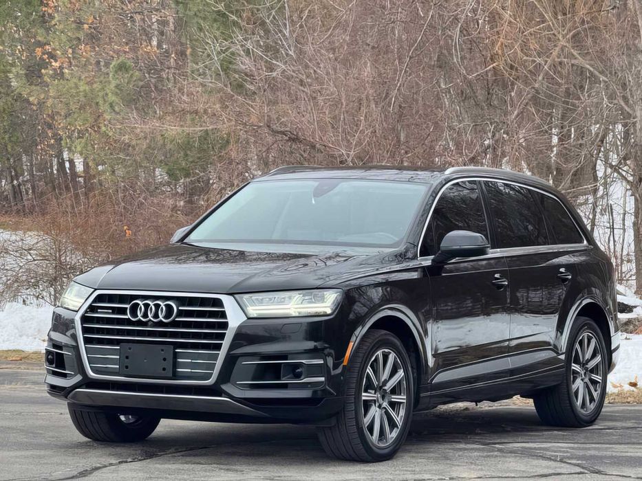 Audi Q7      2019