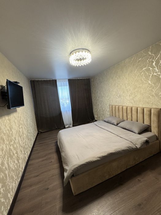 Продам 2-кімнатну квартиру в центрі Самара (район Ринку та Будинку побуту)