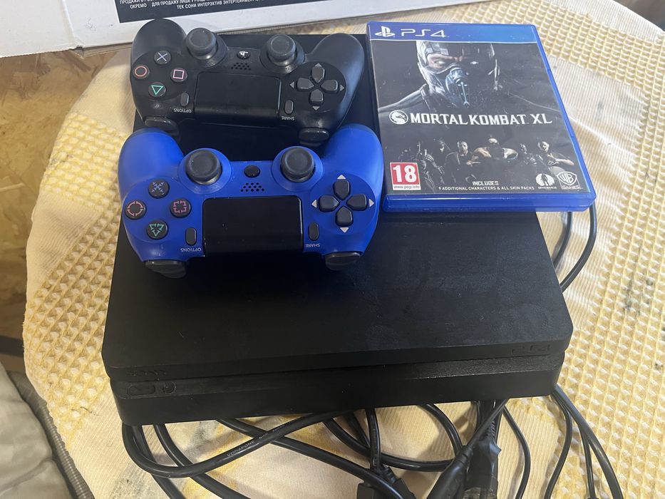 Playstation 4, dois controles