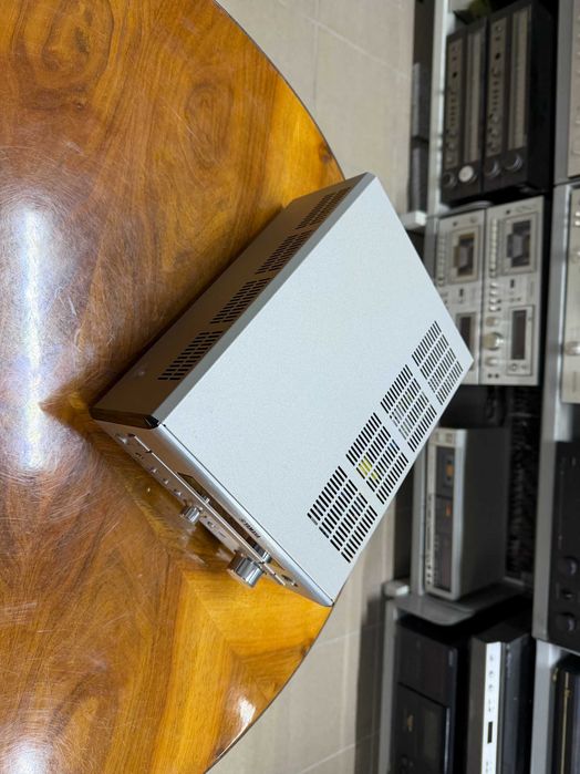 Wieża Yamaha RDX-E700 uszkodzona, Audio Room