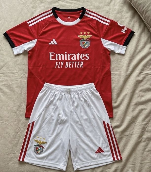 Benfica Equipamento Criança 6/7 anos