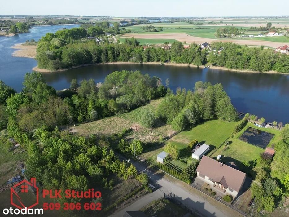Budowlana z linią  brzegową
