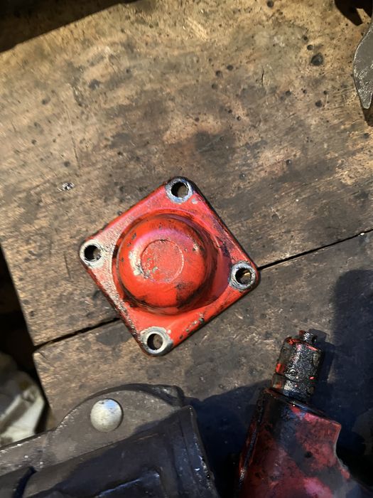 Продам запчастини до рульвої колонки мтз 80 з експортного трактора