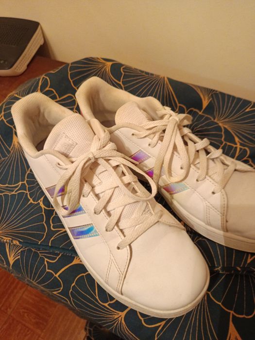 Sapatilhas da Adidas.tam.38.5.em bom estado.