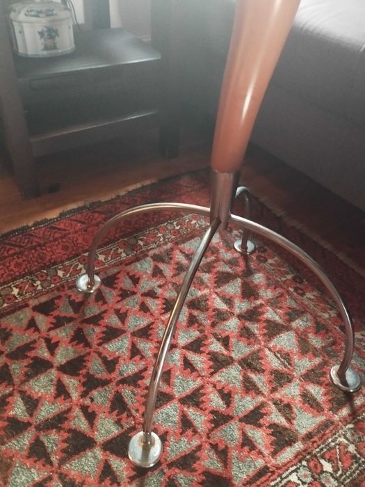 Mesa de Apoio moderna