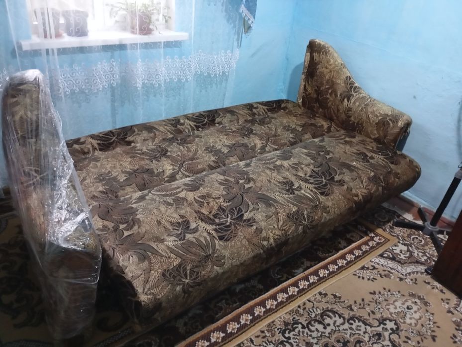 Диван 120/220 само вивіз