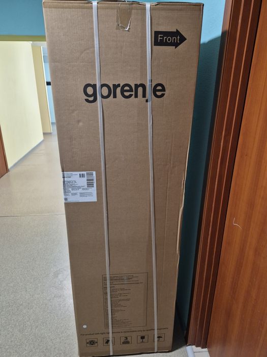 Холодильник Gorenje RK4182PS4
