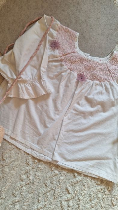 Elegancka biała bluzeczka rozm 140e