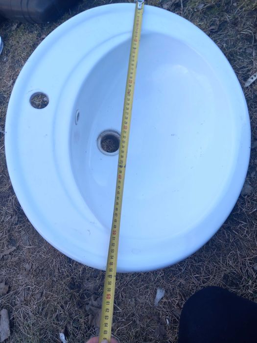 Umywalka biala 57 cm stan dbd