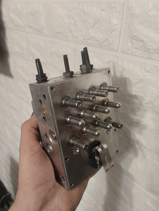 Насос ABS BMW E39 34516758969