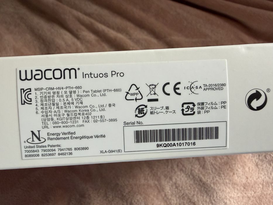 WACOM Intuos Pro M Creative Pen Tablet