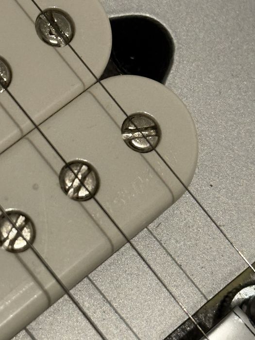 Guitarra ibanez tim Henson
