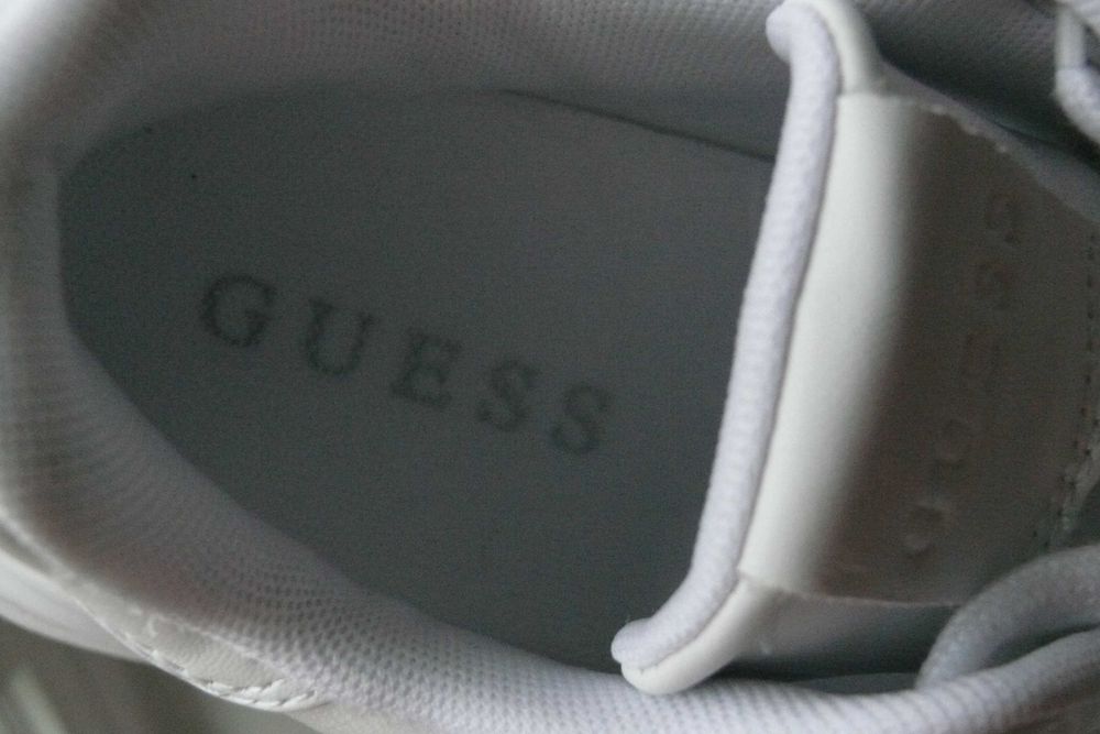 Tenis Guess - modelo Basket