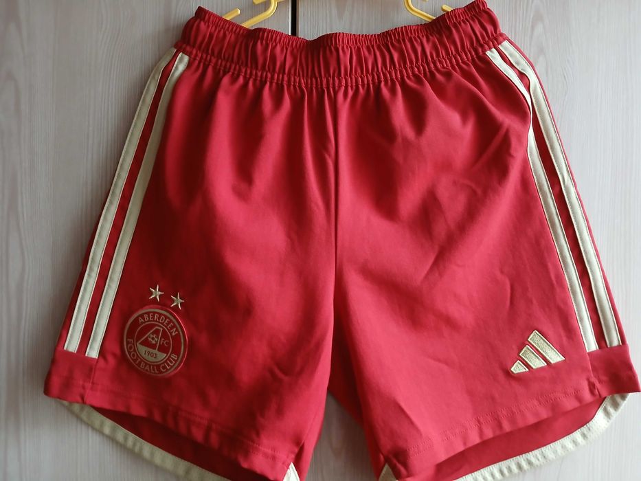 Шорты шорти спортивні Adidas 11-12 р 152