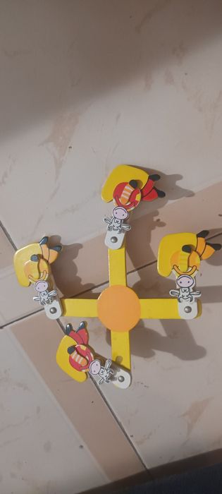 Jogo madeira tradicional