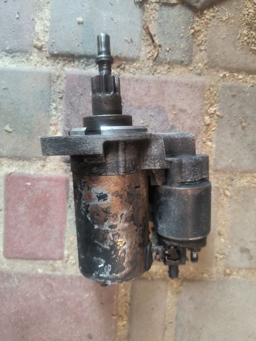 Стартер стартір Фольксваген пасат б 3 4 гольф 2 3 4 джета 2